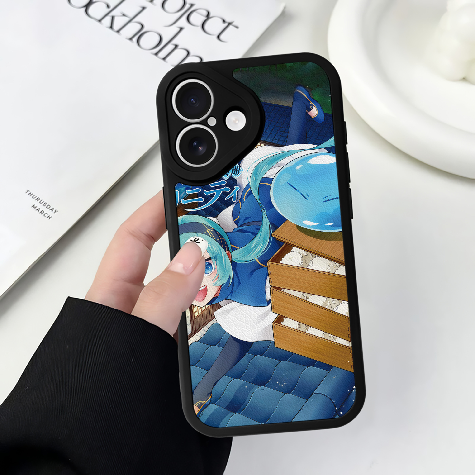 （画像用） 転スラ Regarding Reincarnated to Slime 【iPhone 16シリーズ対応】シリコンスマホケース（レザー調） 材質：シリコン
